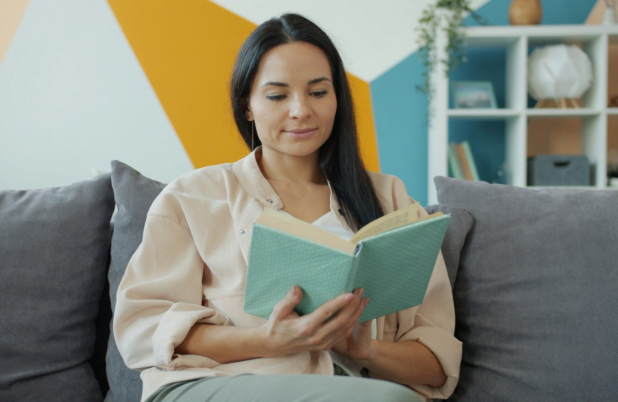 Magnez a zdrowie hormonalne kobiet – cykl, PMS i stres